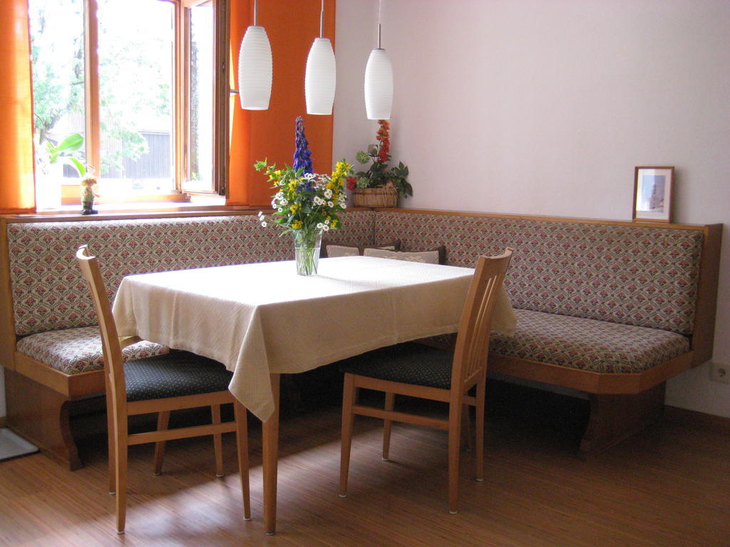 Ferienwohnung Kathrein Reutte Szoba fotó
